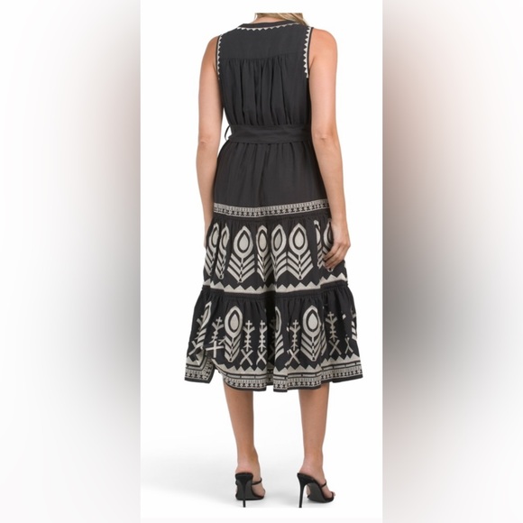 ELIE TAHARI. Navy
Tiered Midi Dress With Belt - Picture 2 of 3